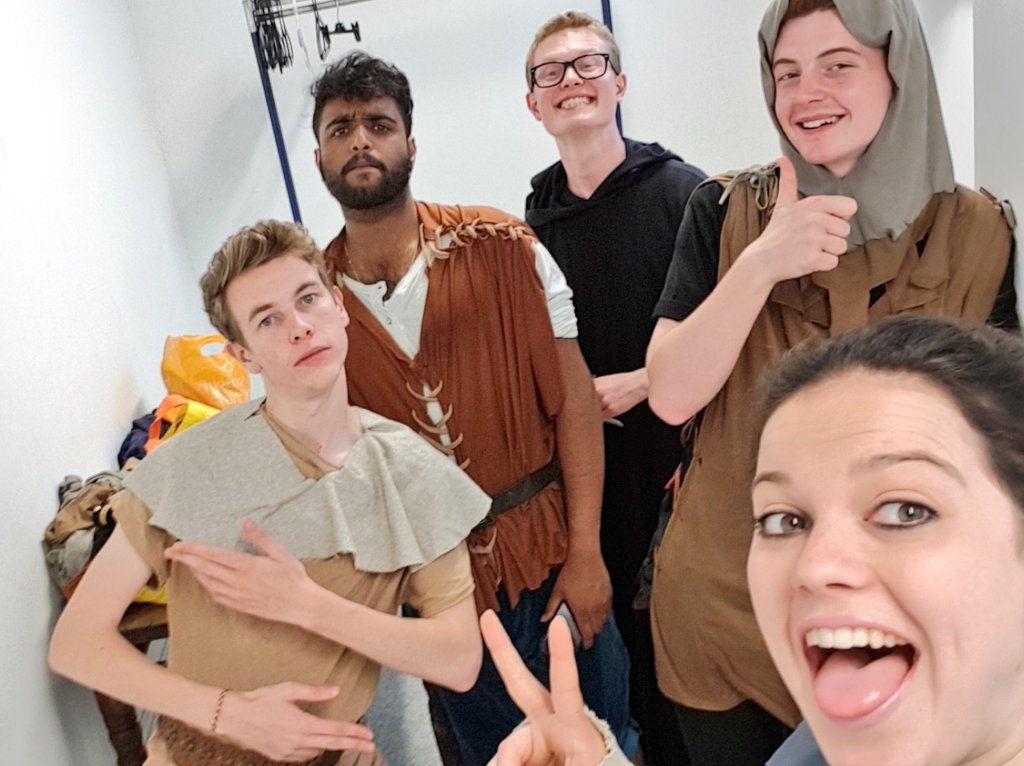 ComedyZeus's tweet photo. So close now! #beardofzeus #edinburghfringe #comedy #grimprov https://t.co/QkCAdzINJK