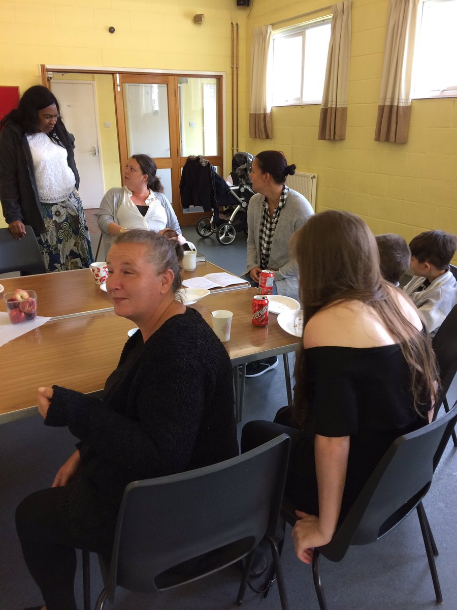 EN3_PP's tweet photo. Coffee, Cakes and Chat!
#popincafe https://t.co/mulSE90nlX