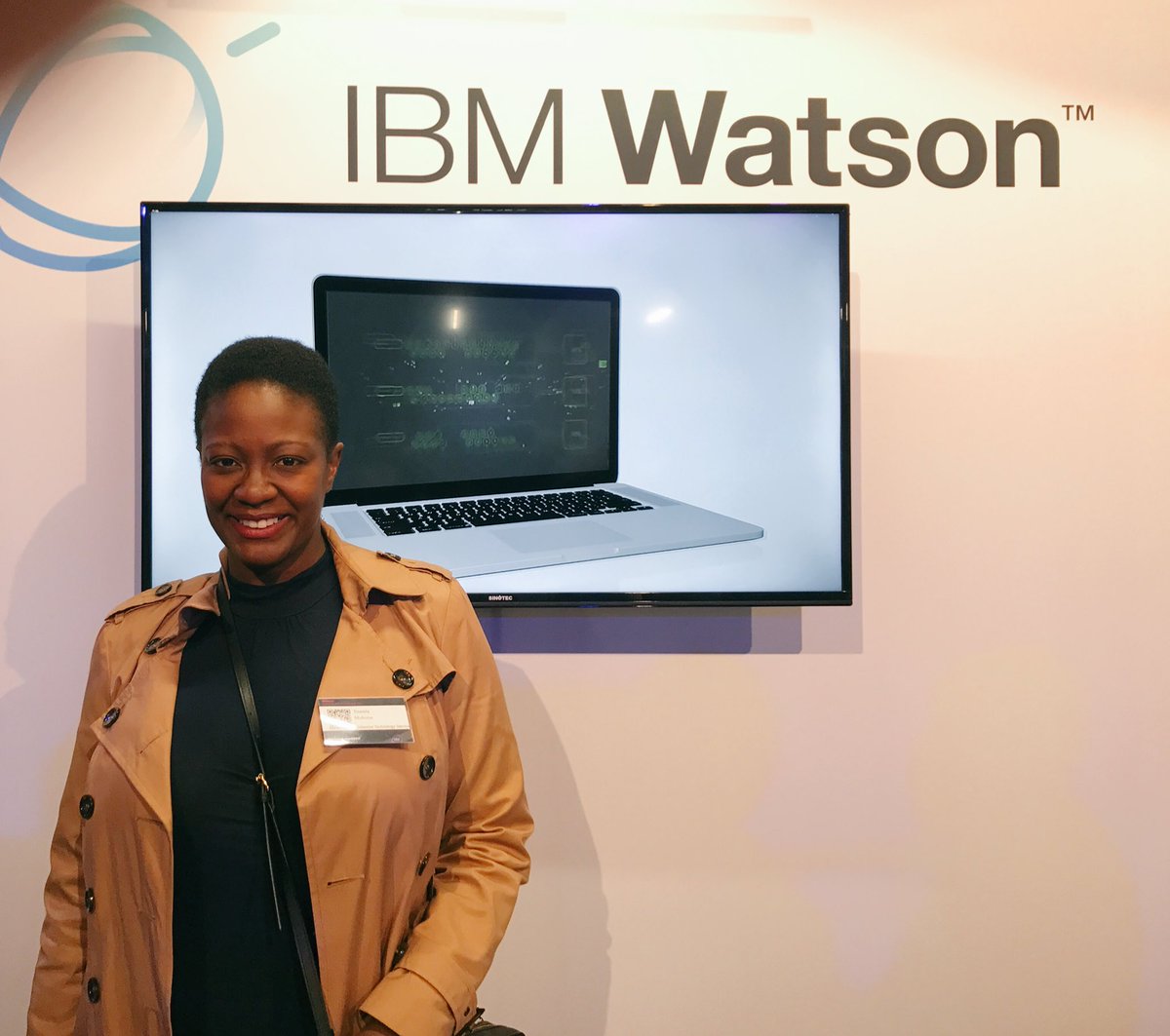 TowelaM's tweet photo. ##WatsonSummit2017 #Datawize #WomaninIT https://t.co/FAXYzzdhJG