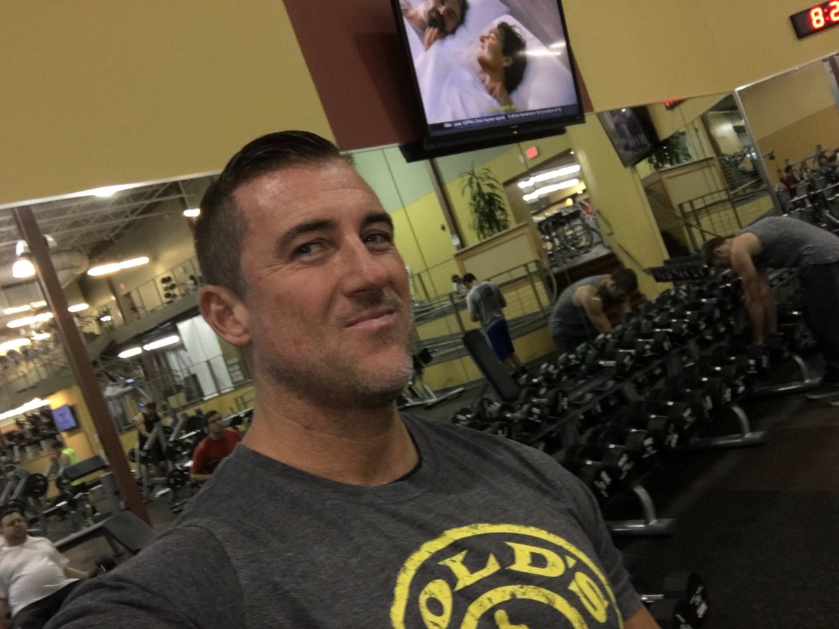 FeetofPhilly's tweet photo. Great gym!  Great workout!  #TheNAC https://t.co/ii7hJUchOl