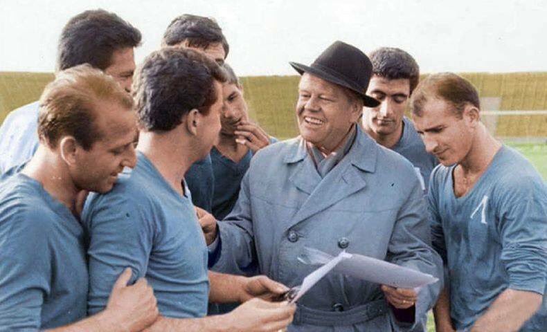 OldFootball11's tweet photo. #FCLevski (1965) https://t.co/sJKkZyKgIm