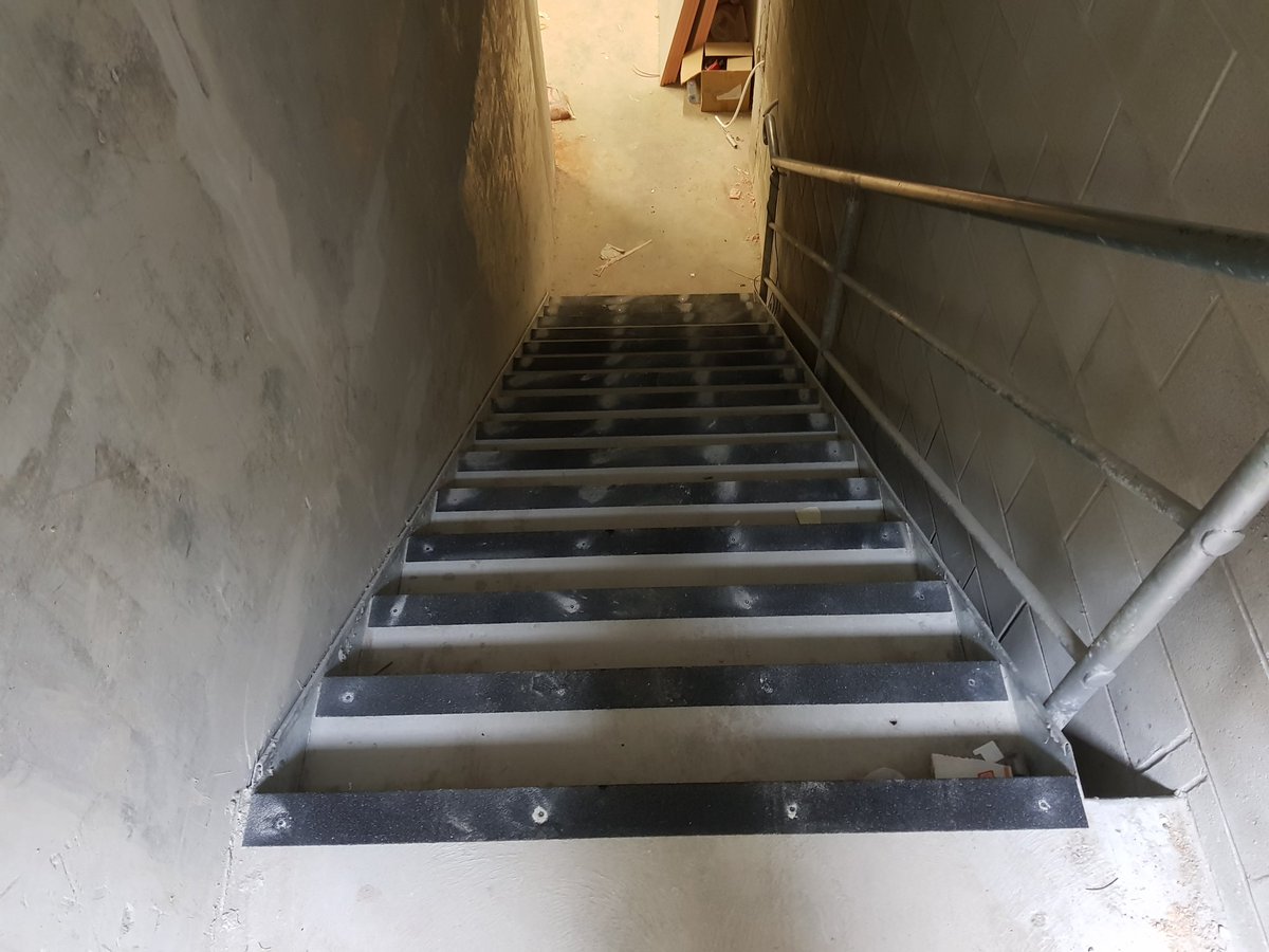 StepsolveAus's tweet photo. SN4 in black. Back in black. You will never use these steps but they're in ADL somewhere. Make your steps safe like these #stepsolve https://t.co/bGmPtd7Fpw