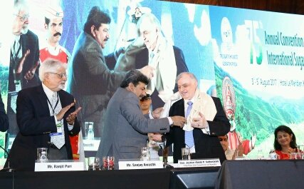 KeralaGovernor's tweet photo. With 3,500 members, STAI has been promoting the growth and development of the sugar and allied industries since 1925 #SugarTechnology https://t.co/tnmLx7x6Xw
