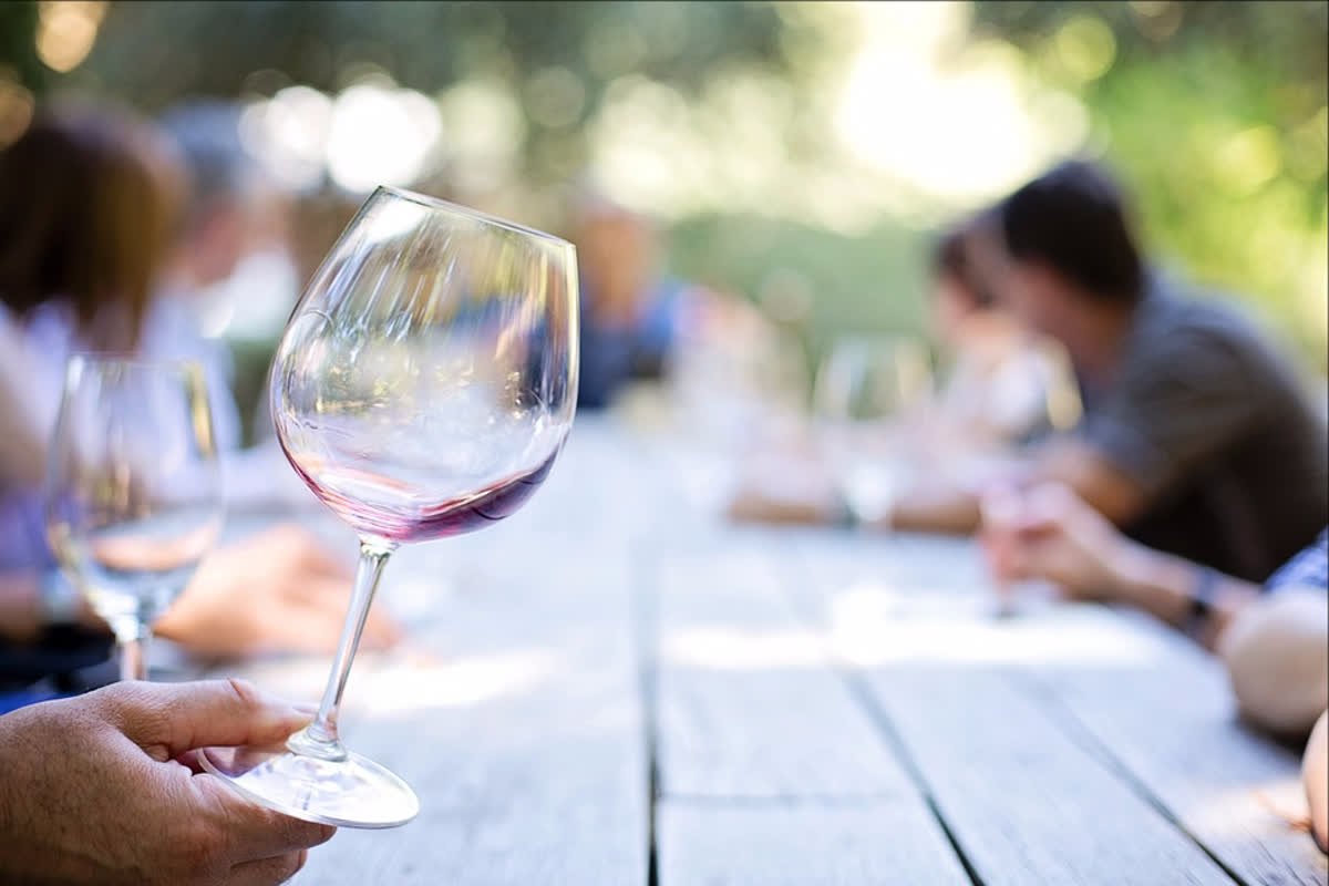 FutureCoachesC's tweet photo. The Hermanus Wine &amp; Food Festival is back from 11 - 12 August 2017 - eat, drink, be merry. Book a charter: +27 (0)86 011 1419 https://t.co/s97WbhzbCy
