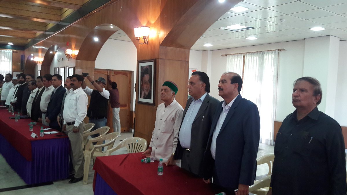 Shimlacongress's tweet photo. Inaugural session of @INCIndia Himachal at Rajiv Bhavan @SushilShindeINC @virbhadrasingh @Ranjeet4India @SukhuSukhvinder https://t.co/ylE1QkZvQW