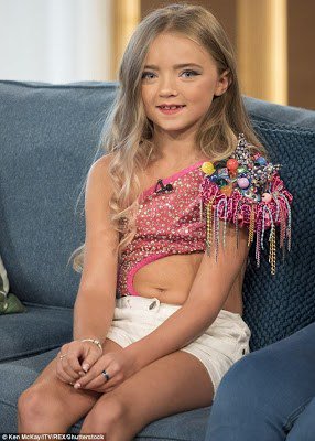 vickyloniatv's tweet photo. MOTHER LAMBASTED ON SOCIAL MEDIA FOR SEXUALISING HER CHILD ON TV (PHOTOS) https://t.co/JwLjtwBf8W https://t.co/ZO5yV1fyCp