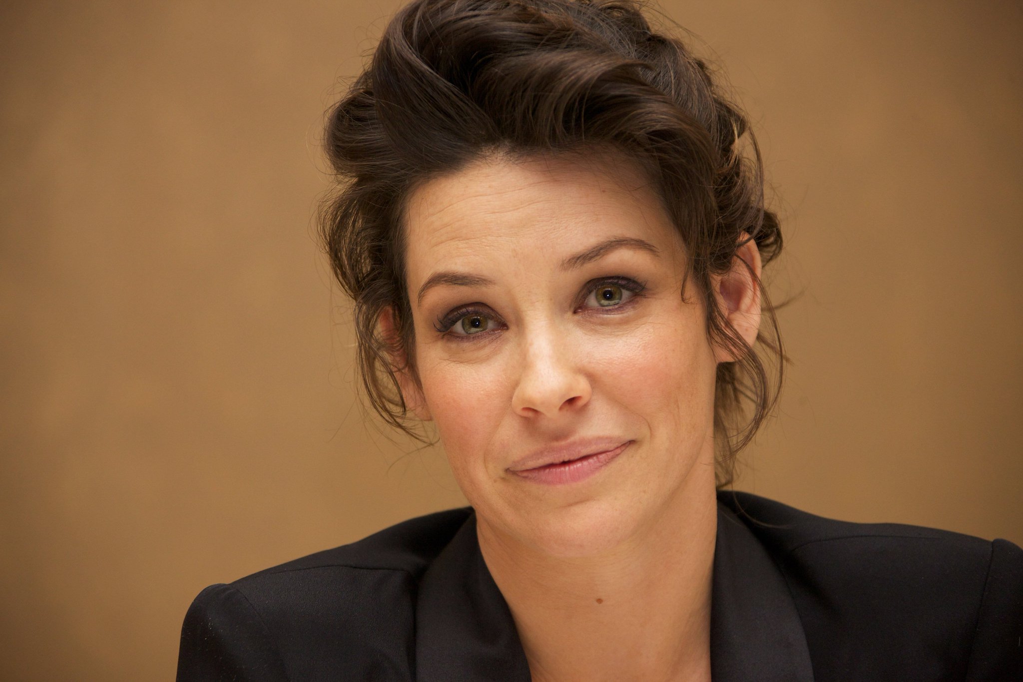 Happy Birthday Evangeline Lilly L\actrice de et de fête ses 38 ans ! 