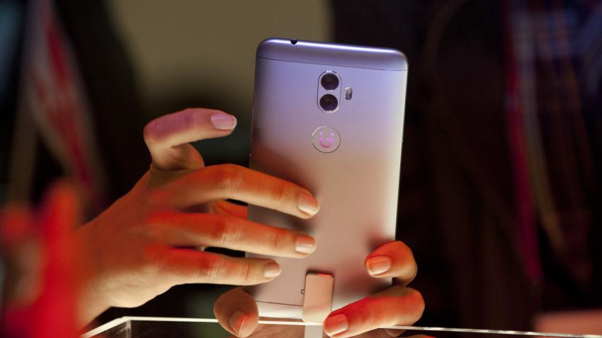 savita8's tweet image. computergeekblog.com/gionee-a1-revi… Metal Constructed Gionee A1 Review -praise &amp;amp; price worthy mobile phone #GioneeA1 #Review #Computergeekblog