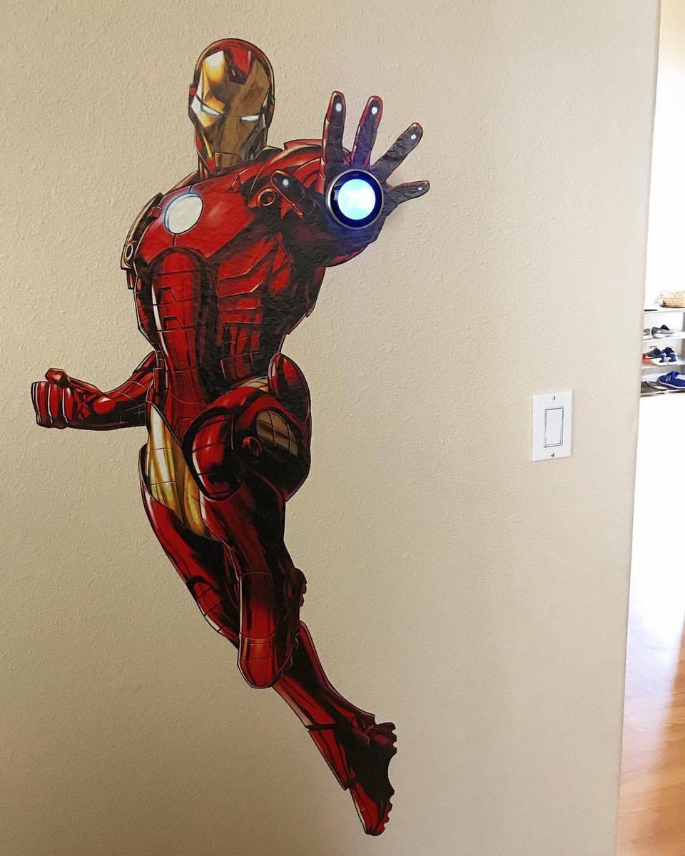 michaelginsberg's tweet photo. What happens when someone into superheroes installs a @nest thermostat https://t.co/QOJMJtPLp0