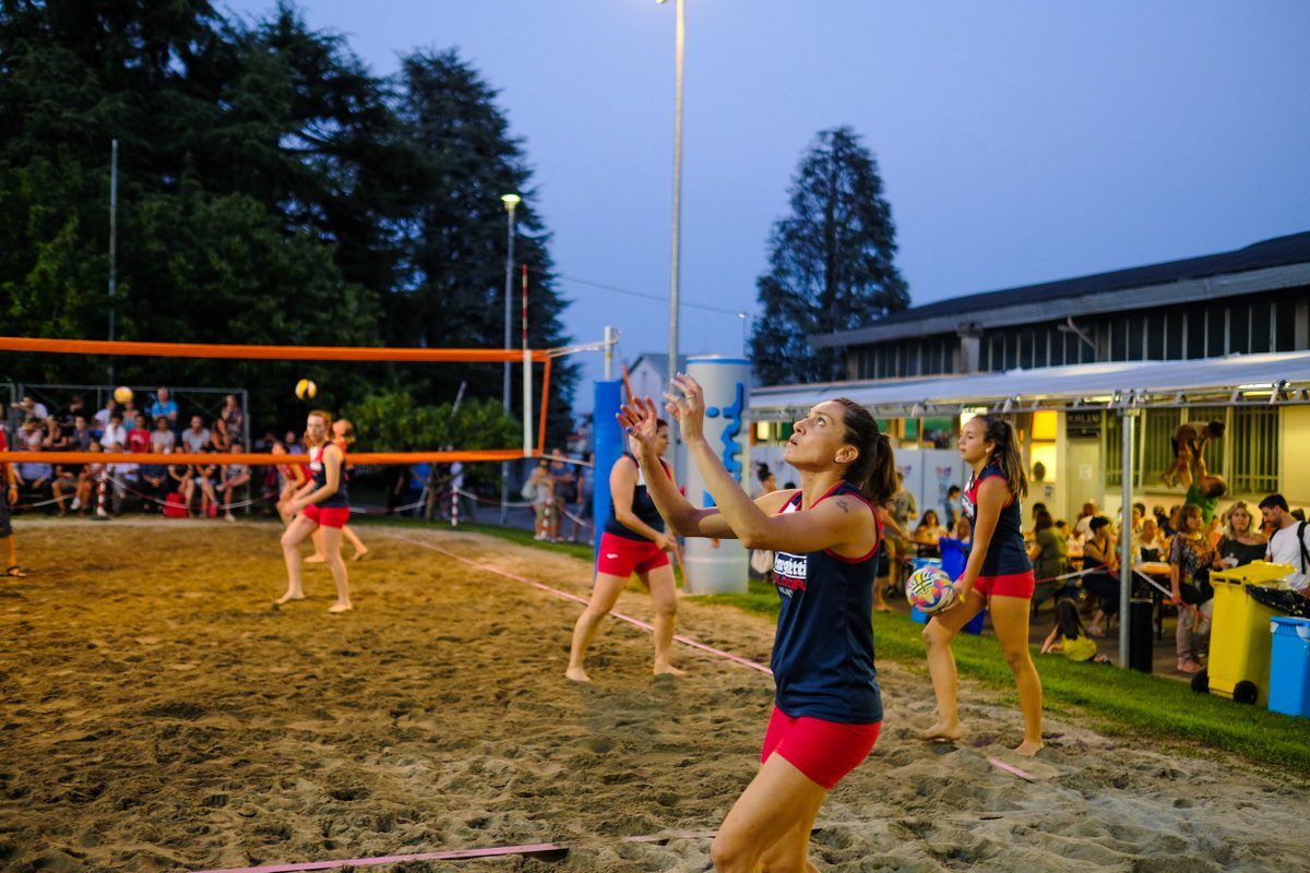 labibeer's tweet photo. LABI TIFA PER TE CON IL #VOLLEY NEL CUORE!
#labibeer #dammiunalabi #madeinitaly #labiforsport #craftbeer #italianbeer #sport #winwin https://t.co/K06XReKzK3