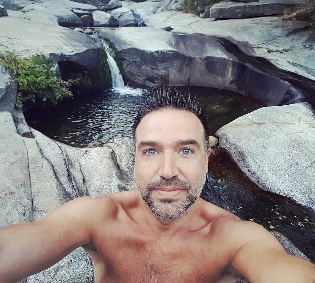 CesarBase's tweet photo. Último baño en las gargantas de #LaVera...
Por ahora.
#Verateando https://t.co/wL0YYes2iD