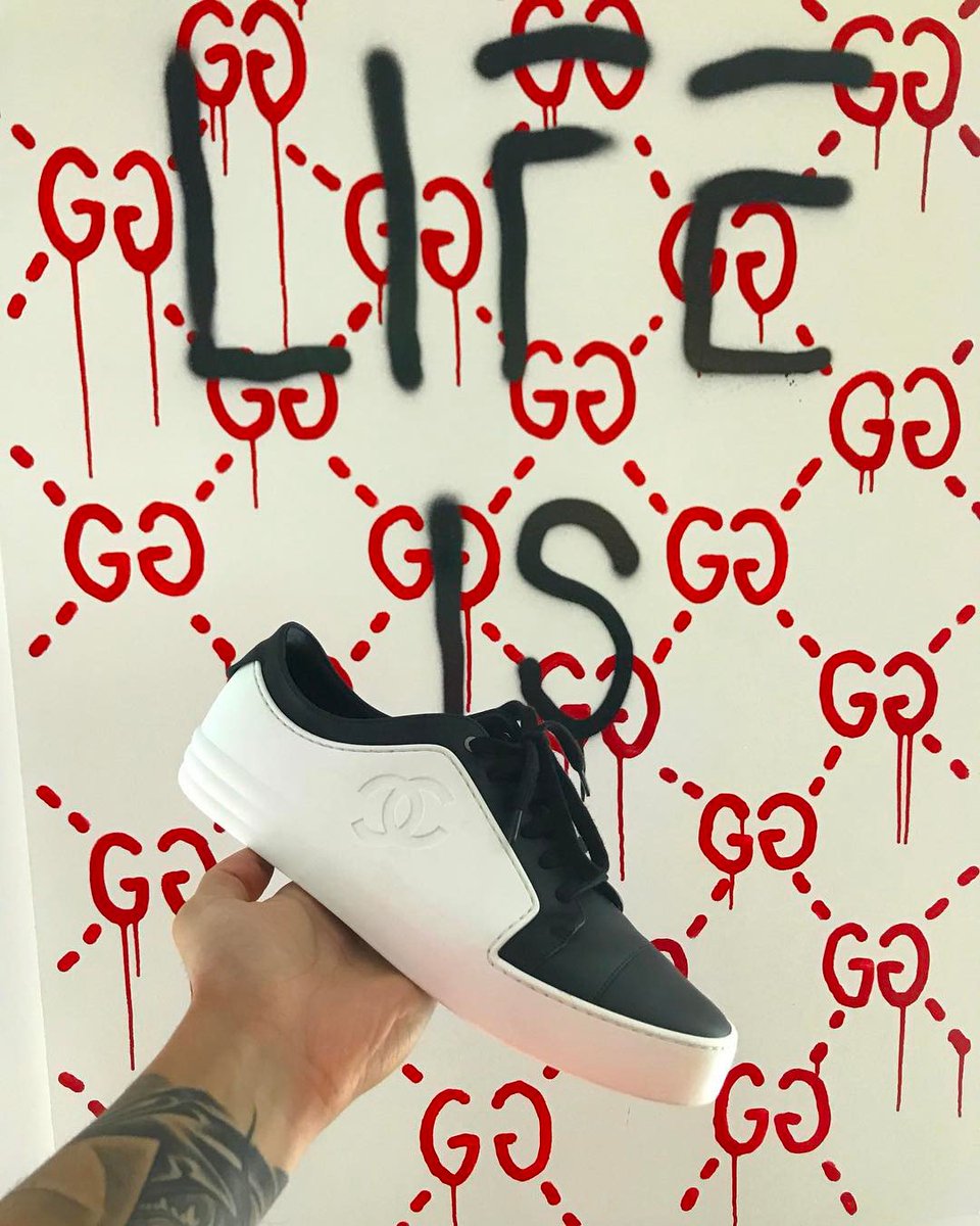 HYPEBEAST's tweet photo. #hypebeastkicks: See on both sides like Chanel. 
Photo: @levibentlee https://t.co/Cg29HwdFV0