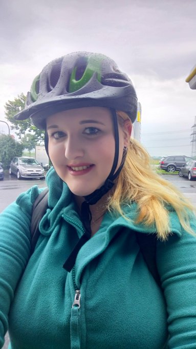 Riding my bike 🚲 https://t.co/dFJpffc9v3