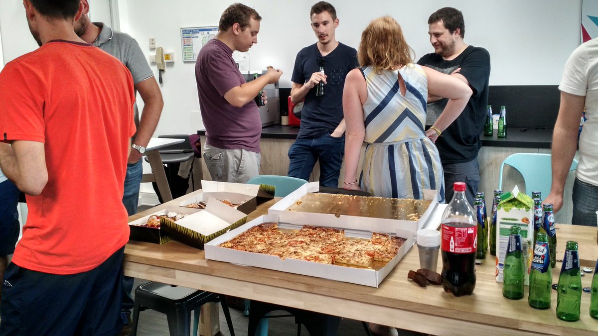 WizaTech's tweet photo. Une trentaine de personnes présentes hier soir pour la 1ère session des #wizatalks : on remet ça prochainement en améliorant le format ! https://t.co/0LPgkoTrjP