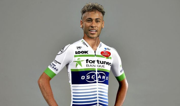 DansLaMusette's tweet photo. 🔴 #Neymar, c'est signé ! 

"J'ai finalement décidé de rejoindre Fortuneo-Oscaro parce que j'aime Warren Barguil et le kouign-amann." https://t.co/R0uiL690Ff