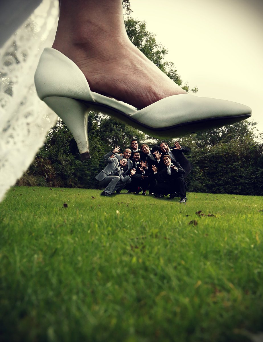 EverythingWeDo1's tweet photo. An oldie but a goodie! One of our fave fun shots! Caught the humour of the bride&amp;groom. #weddinghour #weddingfun #Wales #WEDDINGPHOTOGRAPHY https://t.co/JC0kesWvmY
