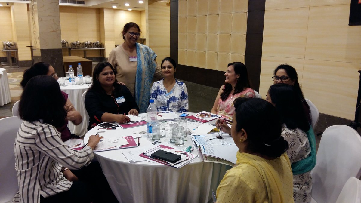 pkdhillon08's tweet photo. Empowering Educators @inBritish #CommunicationCollaboration #BCCcoreskills Feeling Happy to facilitate https://t.co/EiK13fpTie