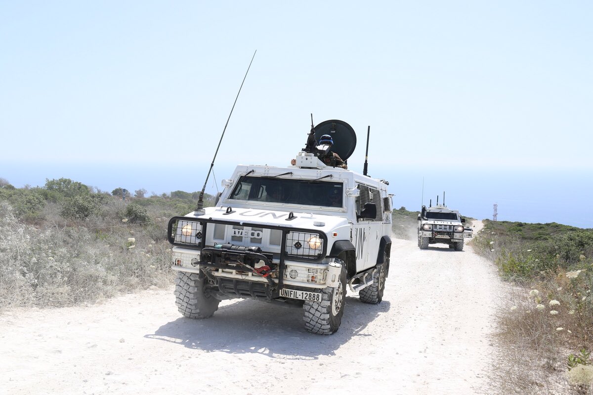SM_Difesa's tweet photo. #CaschiBlu #italiani# in #Libano – Monitoraggio della #BlueLine con il pattugliamento #VTLM #leonteXXII #UNIFIL. https://t.co/33kRSARXq2