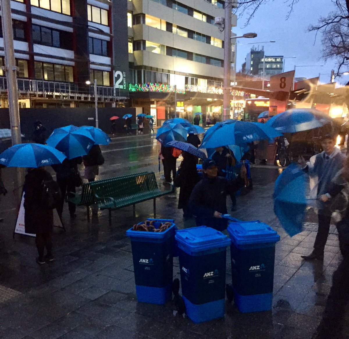 That's a wrap Canberra! Glad we could help you stay dry on the commute home with our #BlueBrolly