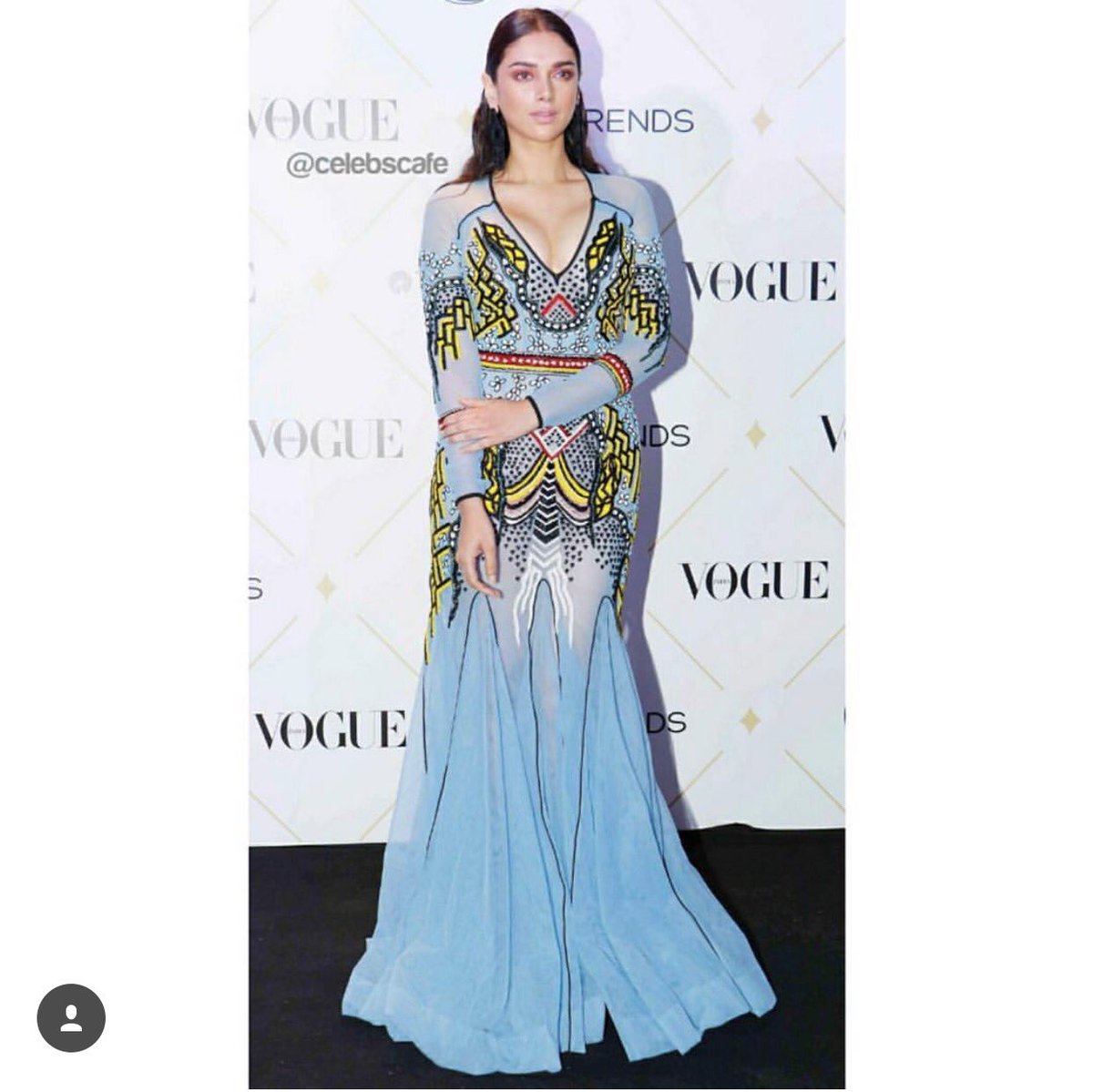 Congratulations to @vogueindia's 2017 #FlawlessFace <a href="/aditiraohydari/">Aditi Rao Hydari</a> who stunned last night in Mumbai in #BASILSODA RTWSS17.
