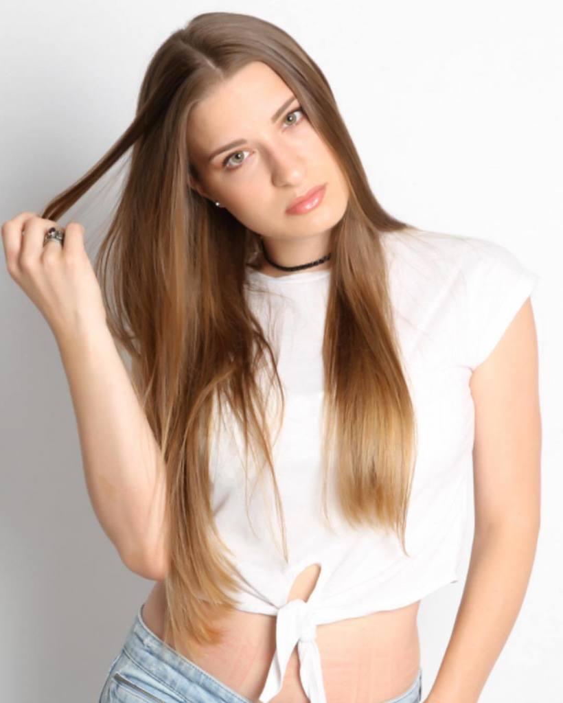 OneModelsScout's tweet photo. Cassandra Baratto #modelling #modellingwork #modeljob #fashion #acting #thetopmodel #model #modeljob #fashion #fas… https://t.co/6ZCTv6gImw https://t.co/x60PeIHhg0