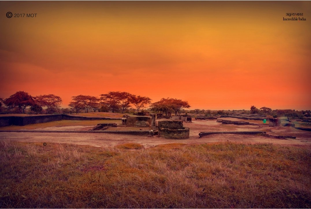incredibleindia's tweet photo. The 4,500 year old city of Lothal was a significant port on the Indian subcontinent during the Harappan era. #Gujarat @GujaratTourism https://t.co/aI0nYQc0cZ