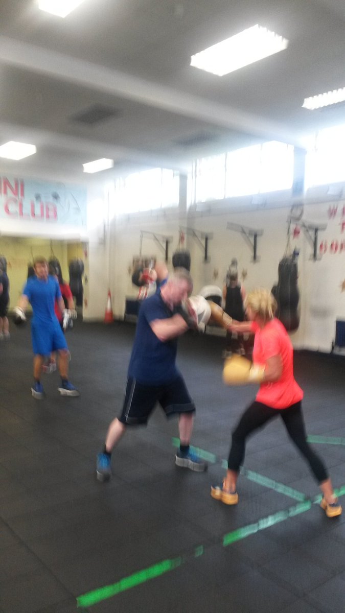 RonTulley's tweet photo. Gemini boxing club, Speke Liverpool. 10.00 am on a Wednesday morning, full of local people keeping fit. Brilliant club https://t.co/mURZKGHDlu