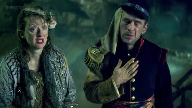 Happy Birthday to Elizabeth Berrington who played Auntie in The Doctor\s Wife. 