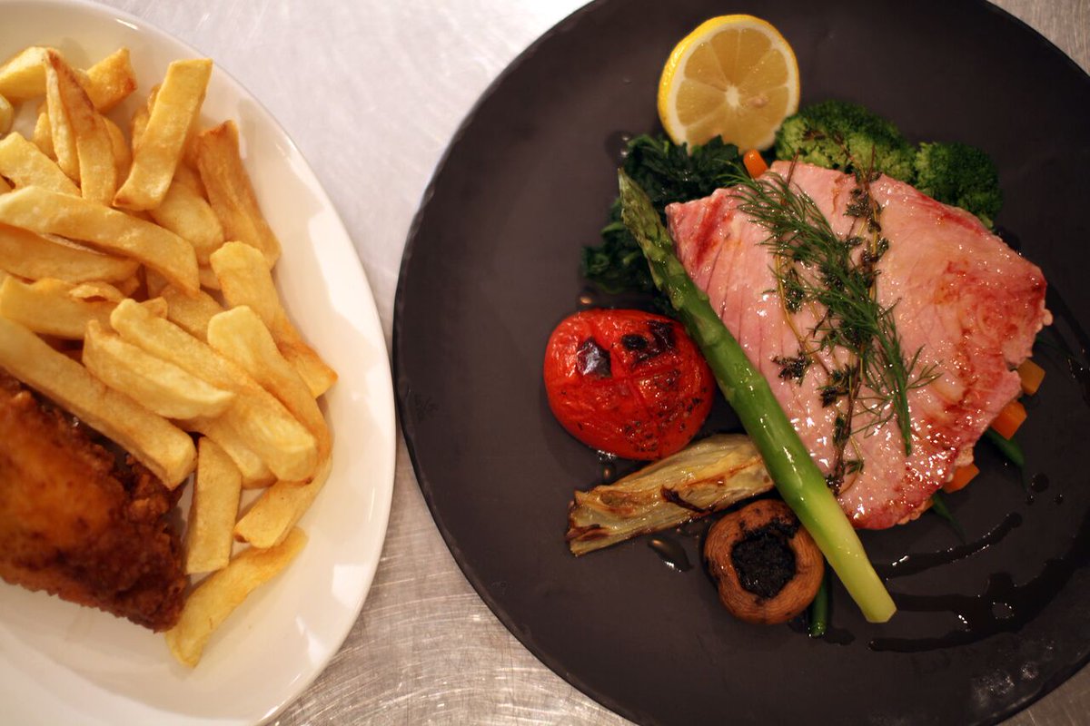 fishcafeNW3's tweet photo. How about some fresh salmon? https://t.co/mn3TRqjkda