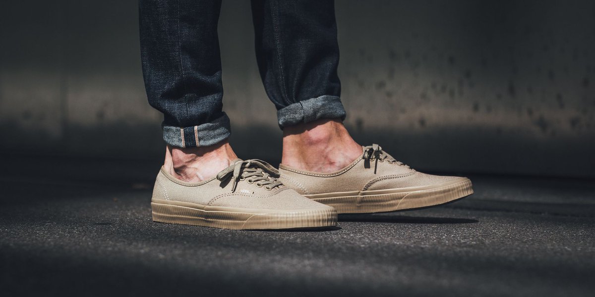 vans authentic khaki