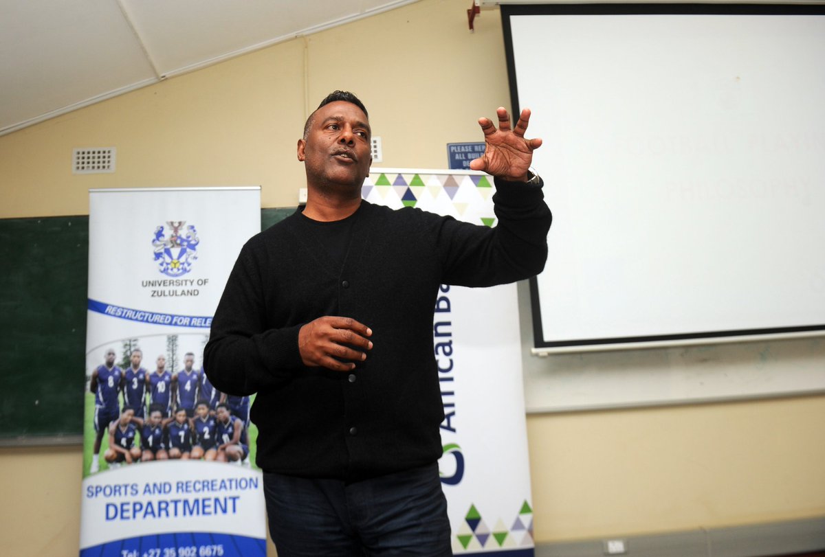 YouthLekgotla's tweet photo. TBT to the weekend at @UNIZULUongoye, with our guest speakers doing what they do best!
#MQEQESHI #YFTL https://t.co/O0KP7aOKCV
