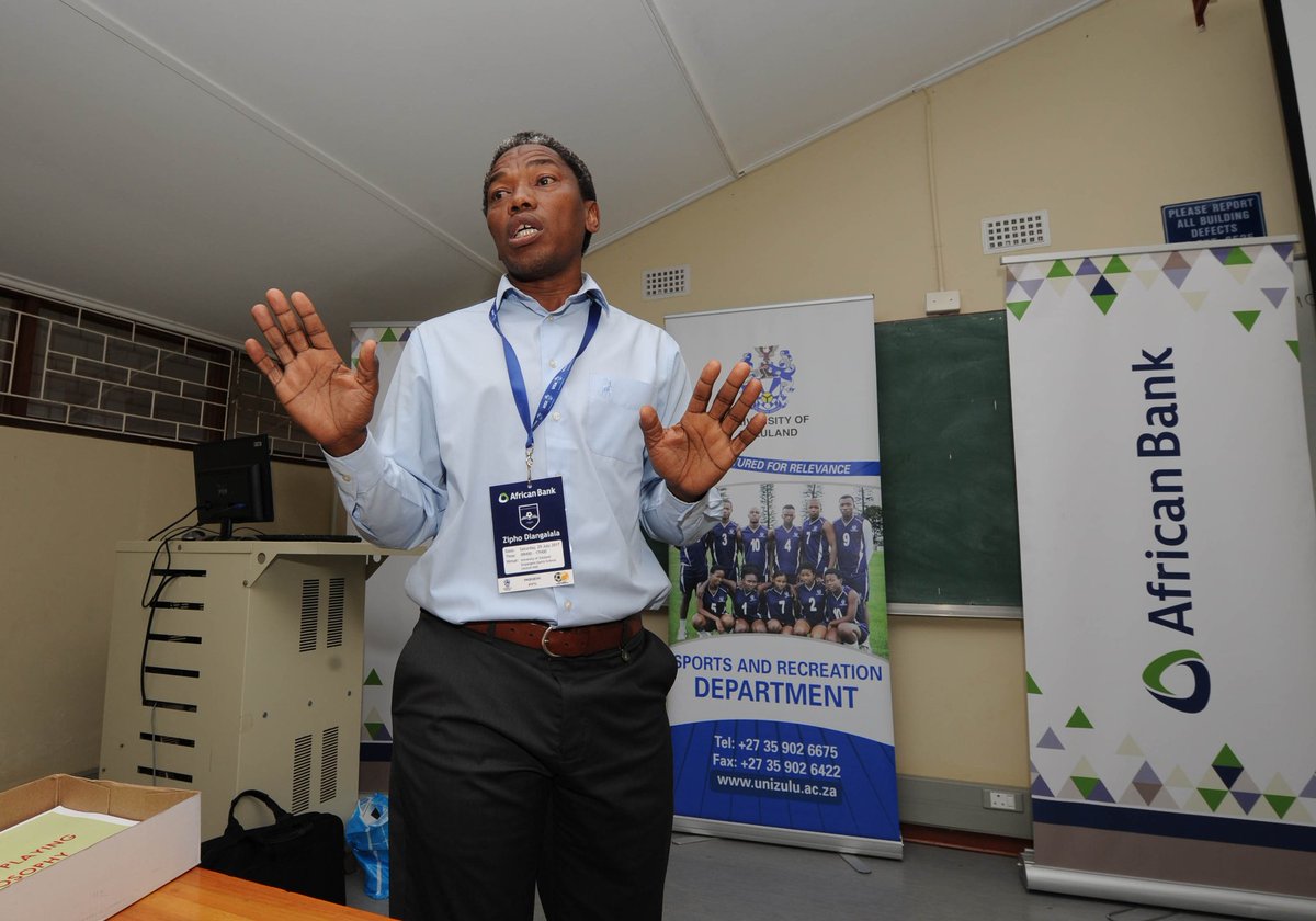 YouthLekgotla's tweet photo. TBT to the weekend at @UNIZULUongoye, with our guest speakers doing what they do best!
#MQEQESHI #YFTL https://t.co/O0KP7aOKCV