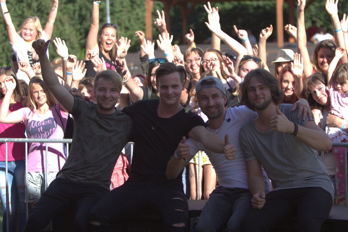 Like_it_ofc's tweet image. Ahoooj kamarádi :) Tady nás máte hezky zblízka . Tohle byl minulý skvělý víkend v Tvrdonicích na Moravě . Tento víkend ve znamení SázavaFEST