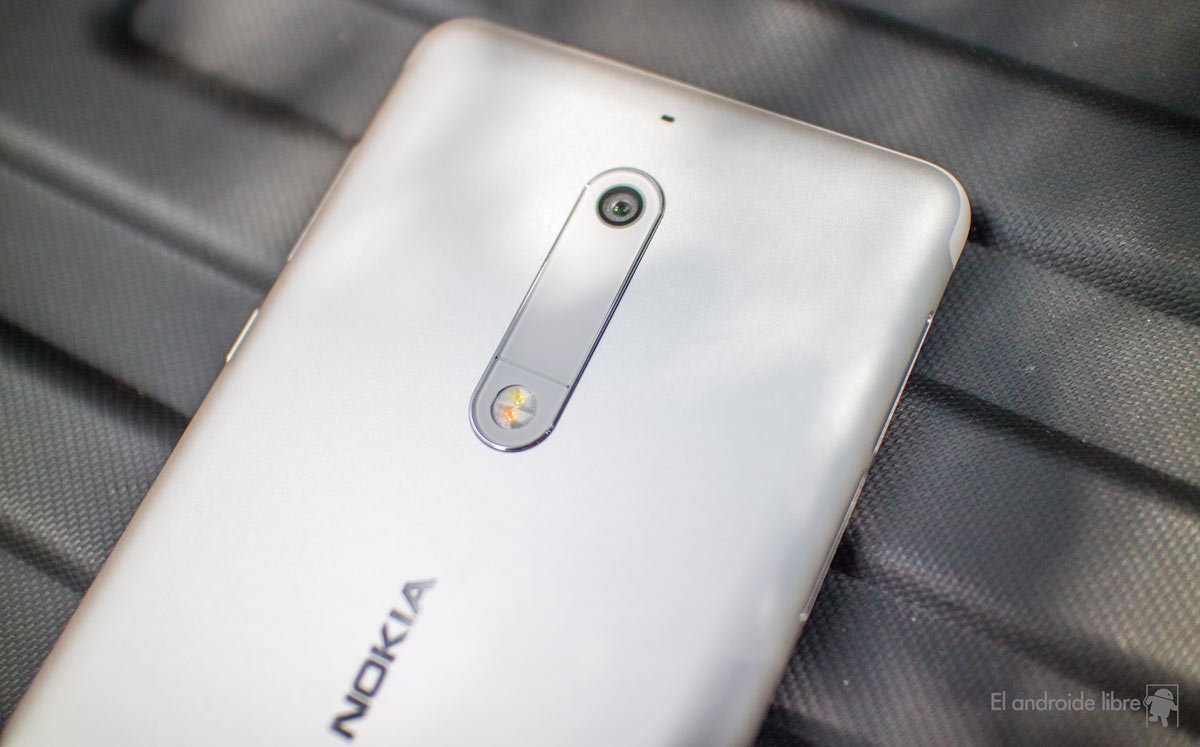 pixeloscanal's tweet image. #Aplicaciones_Android #Cámaras_Android #Google_Play #Nokia Nokia publica su aplicación de cámara en el Google Play… dlvr.it/PbSqfh
