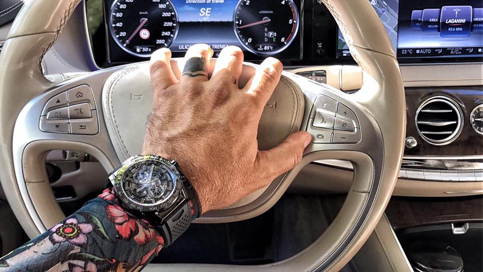 SlowatchSlo's tweet photo. Novi ambasador znamke @TAGHeuer je popularni pevec #ToniCetinski več na 👉https://t.co/bs7zmNrBSo https://t.co/gMv0711HAo