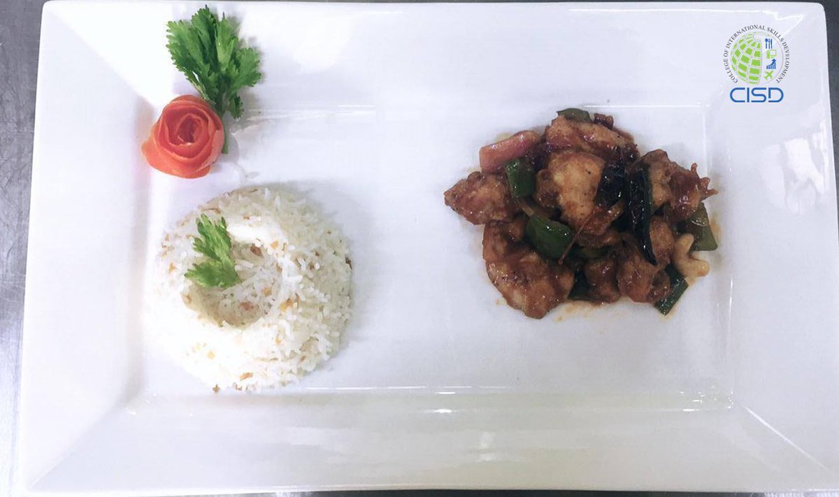 CISD30's tweet photo. And its done! 
dragon chicken with garlic rice
#cisd #ContinentalSunrise #chef #foodtravelchat #lahore #Kitchener https://t.co/uowLfNWqSh