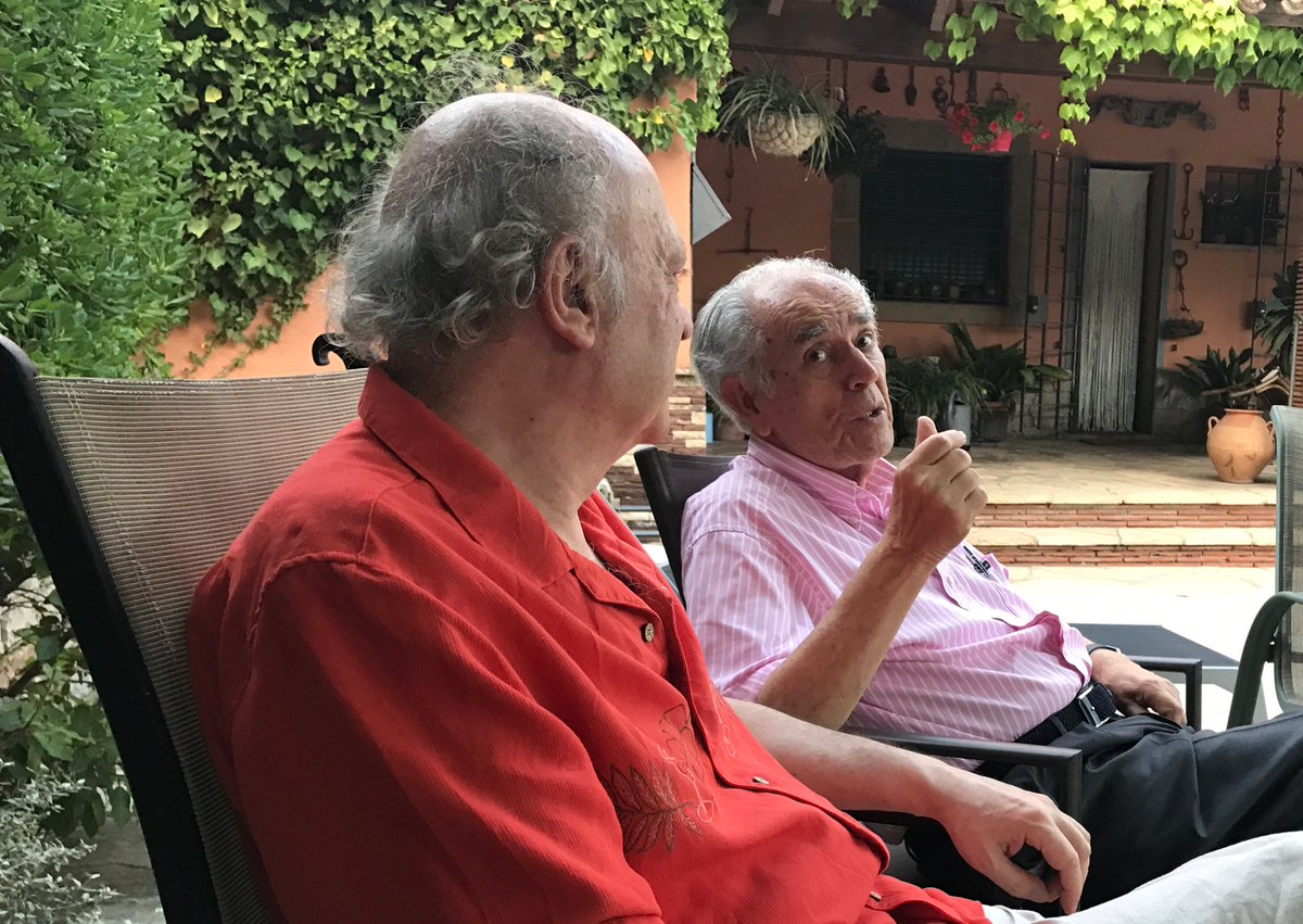 BarbaCarles's tweet photo. Amb el Jaume Sisa recordant la Barcelona golfa dels 60's. https://t.co/XL7ZLMOmw0