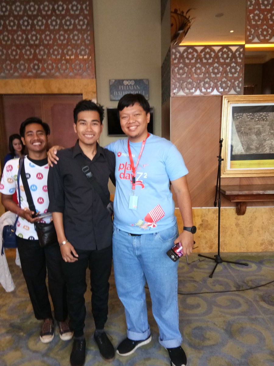 Ketemu bg moldy di event motorola 😁 <a href="/SobatHAPE/">SobatHAPE</a>
