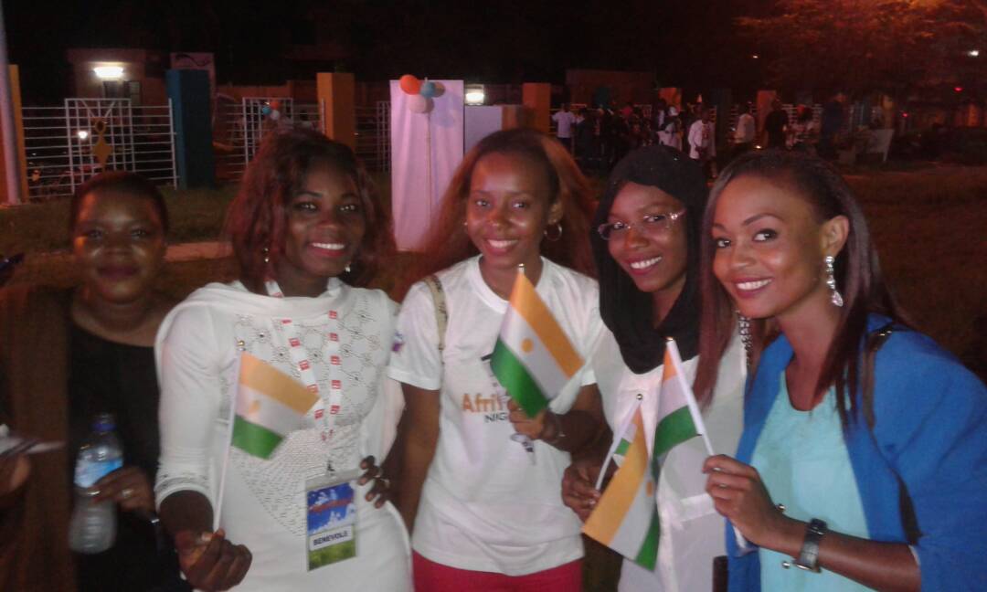 @NigerYali @FemmeTic @Cipmen @OSMGirls @baiwa_inspire etaient représentée hier #NigerRising, quand la jeunesse prennent en main leur destin