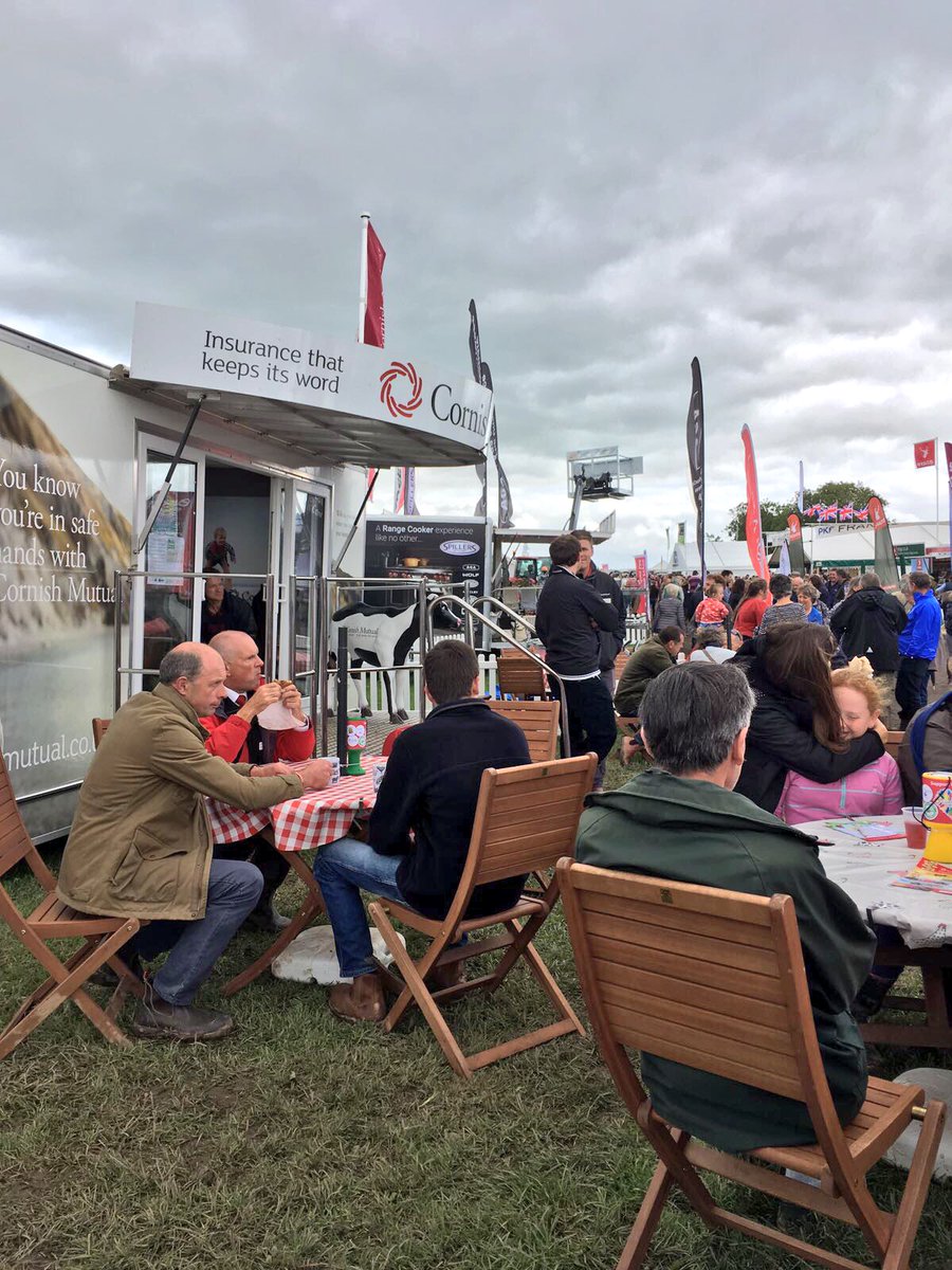 CornishMutual's tweet image. It's busy for us today at @HonitonShow1890 ☕️ Lots of people coming to say hello to Monty the calf! 🐄 We're having a fab day! #HonitonShow