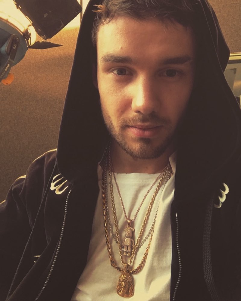 usj1d1018's tweet photo. とりあえずカッコ良すぎてやばめ
髪切ってさらに最強になってしまった😎😎
#LiamPayne https://t.co/LHE0QPfJkA