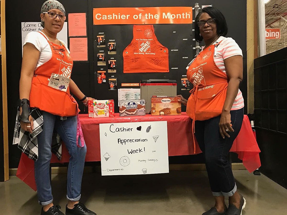 meg_chapman79's tweet photo. #1255 #Day4 #CashierAppreciationWeek #icecream Thursday @SL_leighton @hdbosslady @Suhai_ASDS https://t.co/VKVmyd54yD
