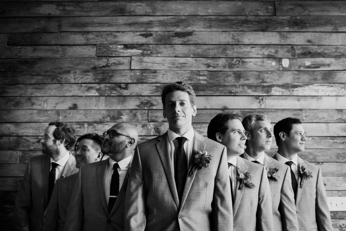 I can't get enough of this weathered wood texture, but also the handsome fellas, too.
•
#blackandwhite #groomsmen #realwedding #groomstyle