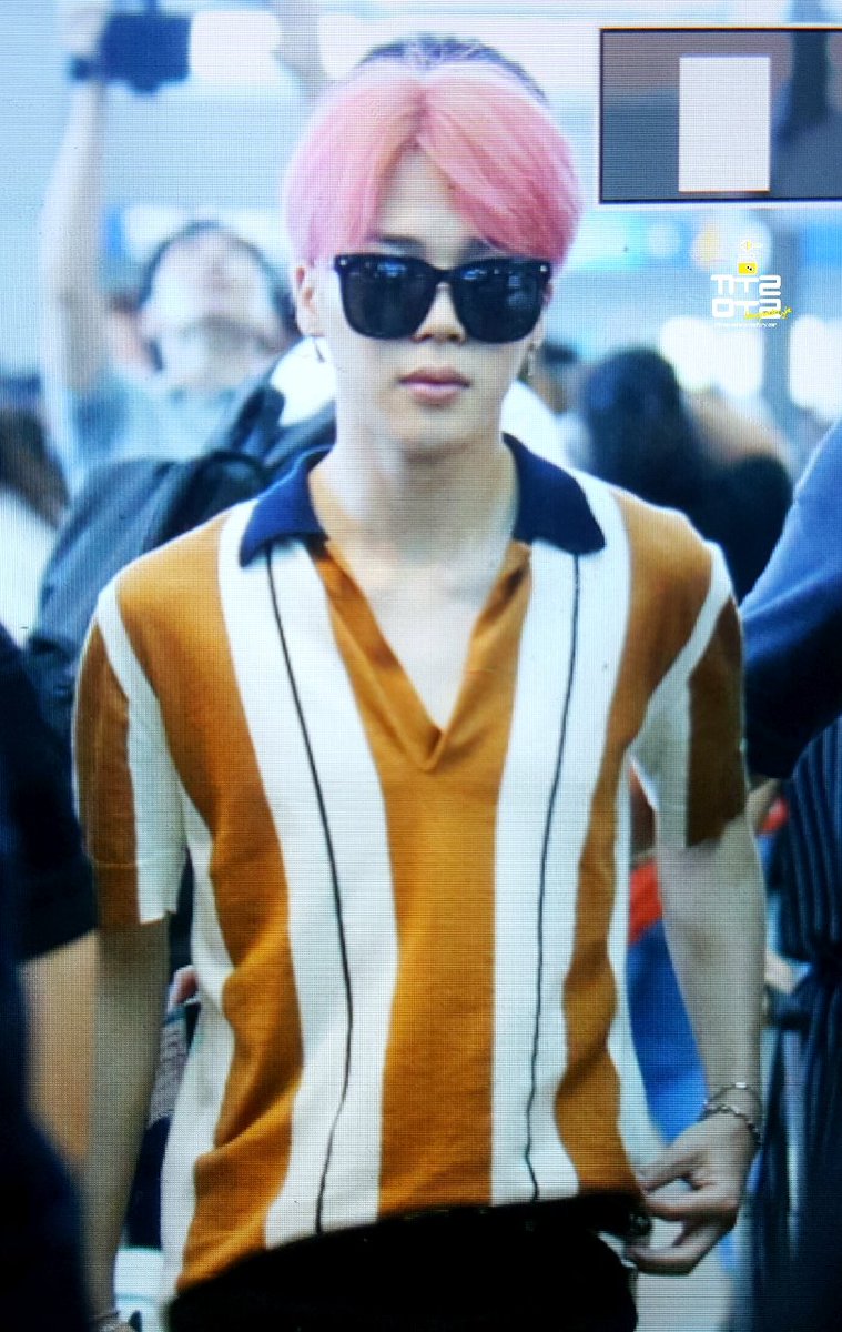 honeywater_jm's tweet photo. 여기가 내 무덤일지니..😱 #지민 #JIMIN https://t.co/QKLaV9VMDZ