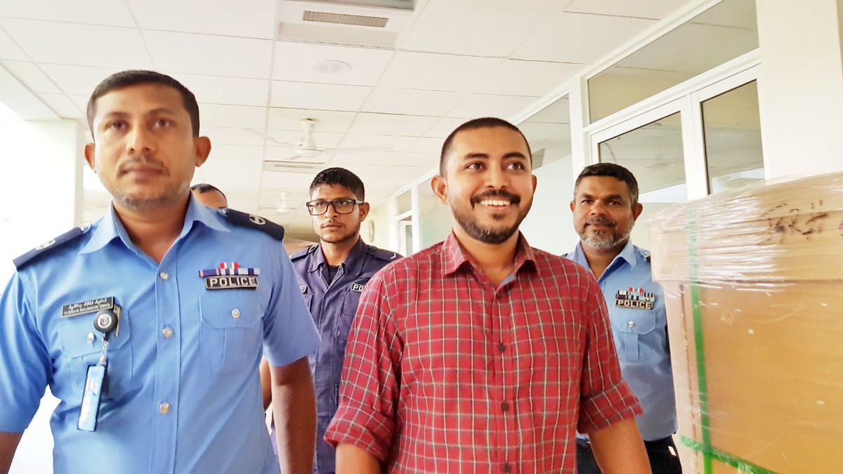 MP <a href="/MohamedAmeeth/">Mohamed Ameeth</a> thiya ufaaveri kamakee vumakee hiyvaraai azumuge ufaaveri kameh, dhera nuvaathi aniyaaverikan nimeyne, insaafu libeyne