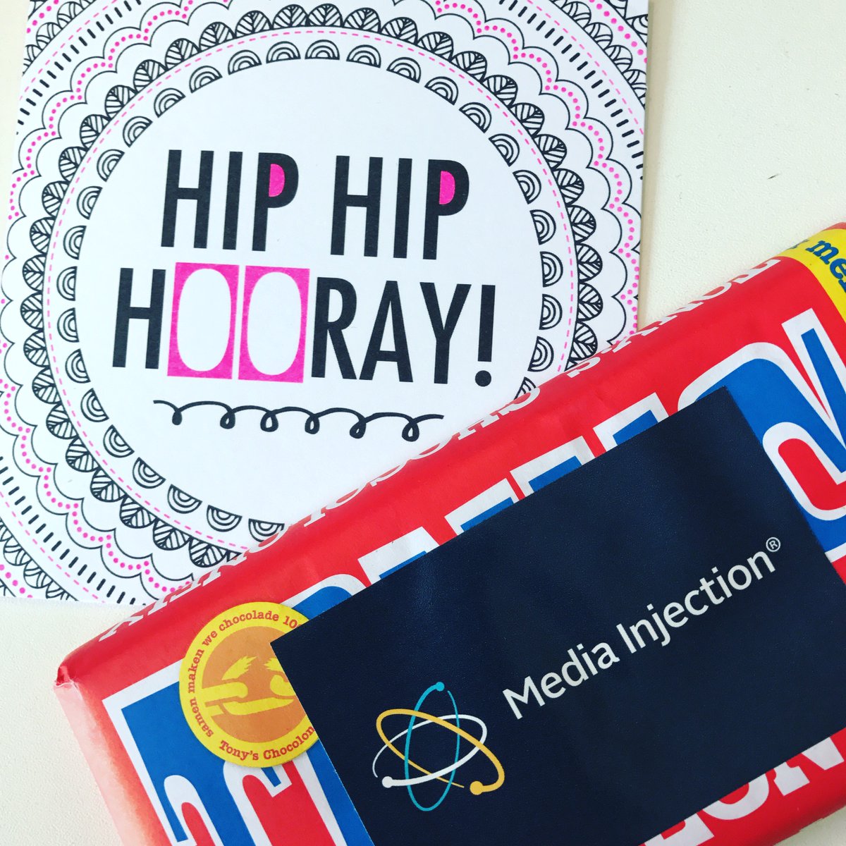 mediainjectiond's tweet photo. How we keep our customers happy ;-) #tonychocolonely #mediainjection #happyday https://t.co/DC8xKBzPsL