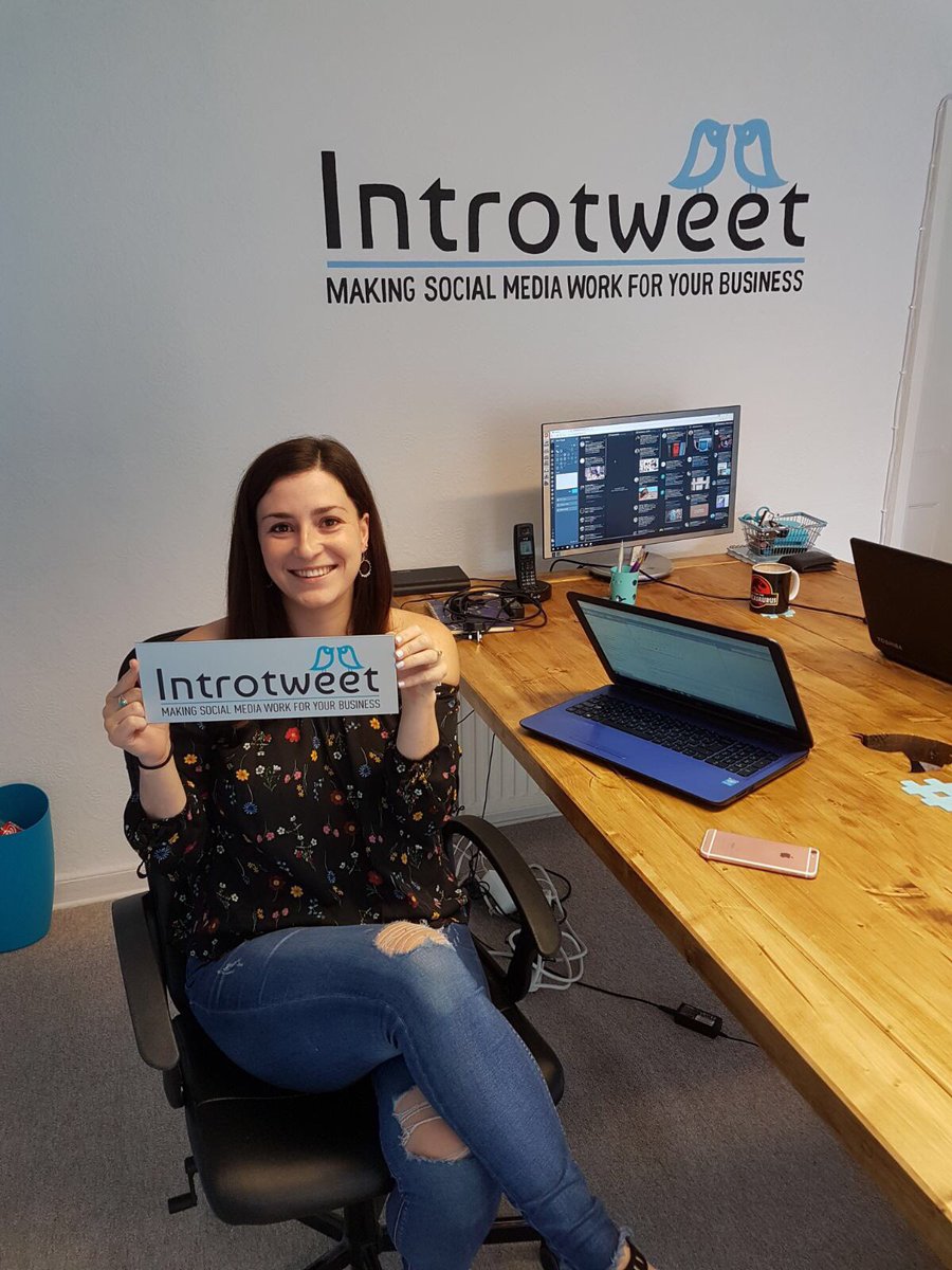 IntrotweetUK's tweet photo. THANK YOU to @withprint for sorting out our #Introtweet plaque! Great service &amp; we absolutely love how it looks! 😍🐦 #IntrotweetHQ #Taunton https://t.co/DcRfGK96Mc