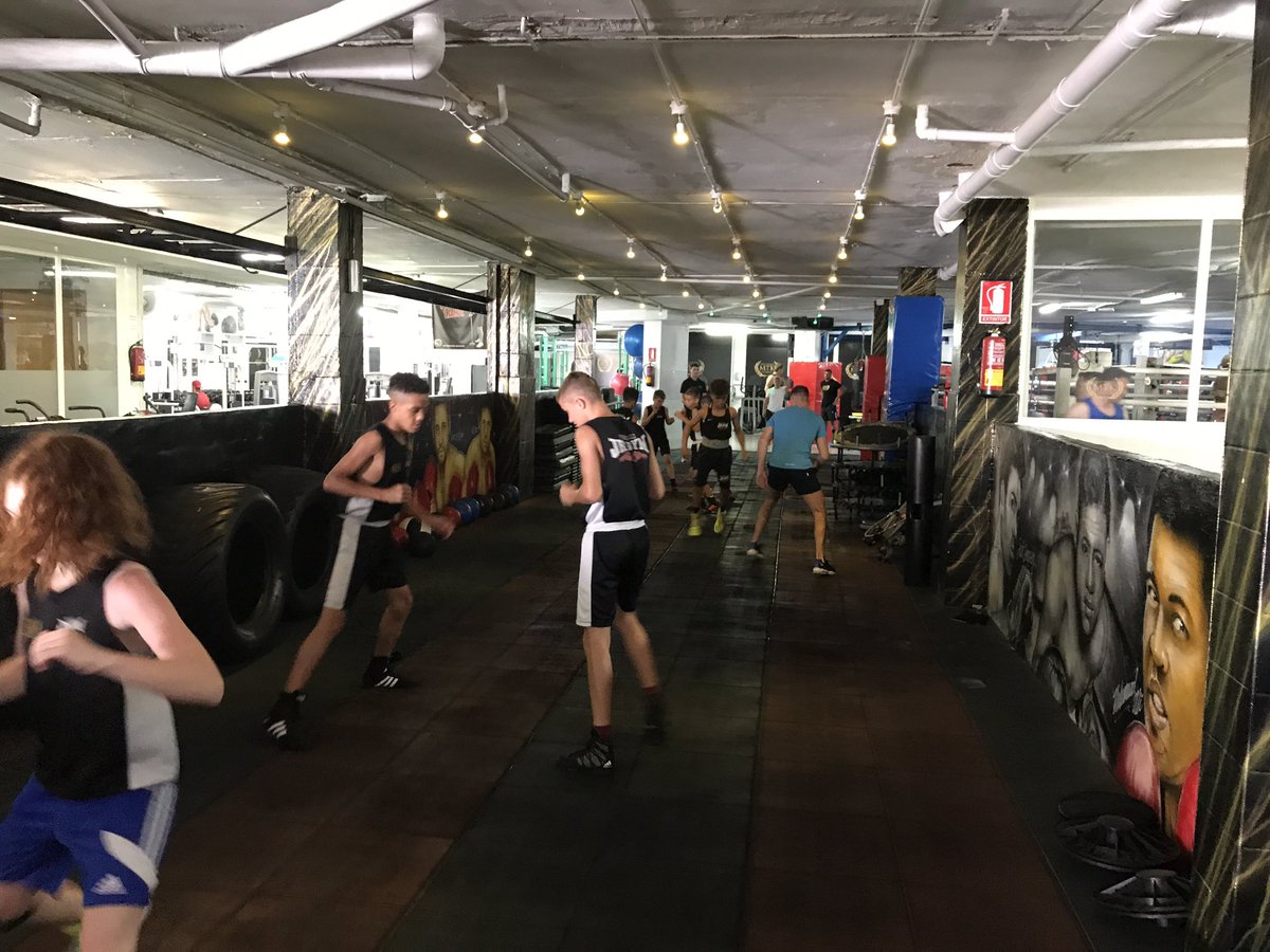 JR Gym tweet media
