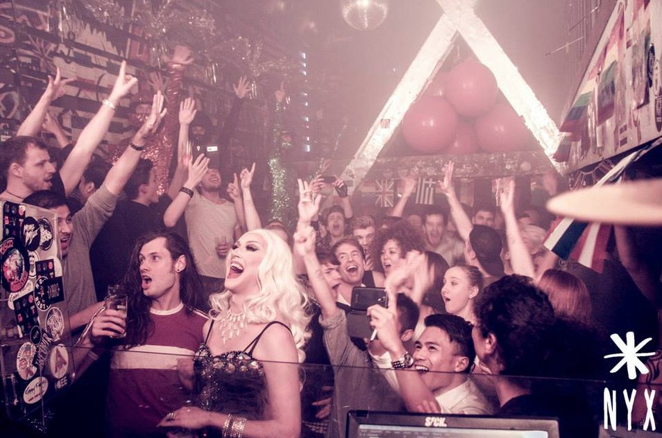 If you're going to #gaypride2017 in Amsterdam, don't miss those crazy nights at <a href="/NYXamsterdam/">Club NYX</a> get10things.com/blog/amsterdam… #amsterdampride