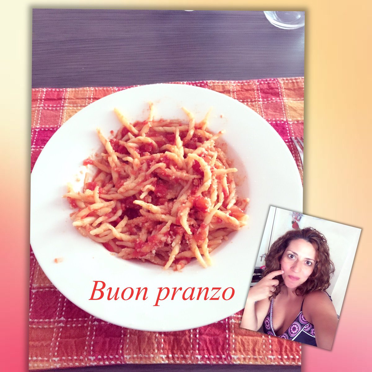 CarmenGreco79's tweet photo. Trofie fresche con pomodoro e peperoncino 🌶
#BuonPranzo
#NonUnaDietaMaUnoStileDiVita https://t.co/L9NQITZeHY